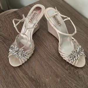 Bridal Bradley mischka wedge shoes size 71/2